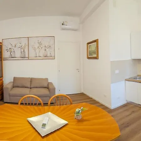 Pianell56 Apartment Milan